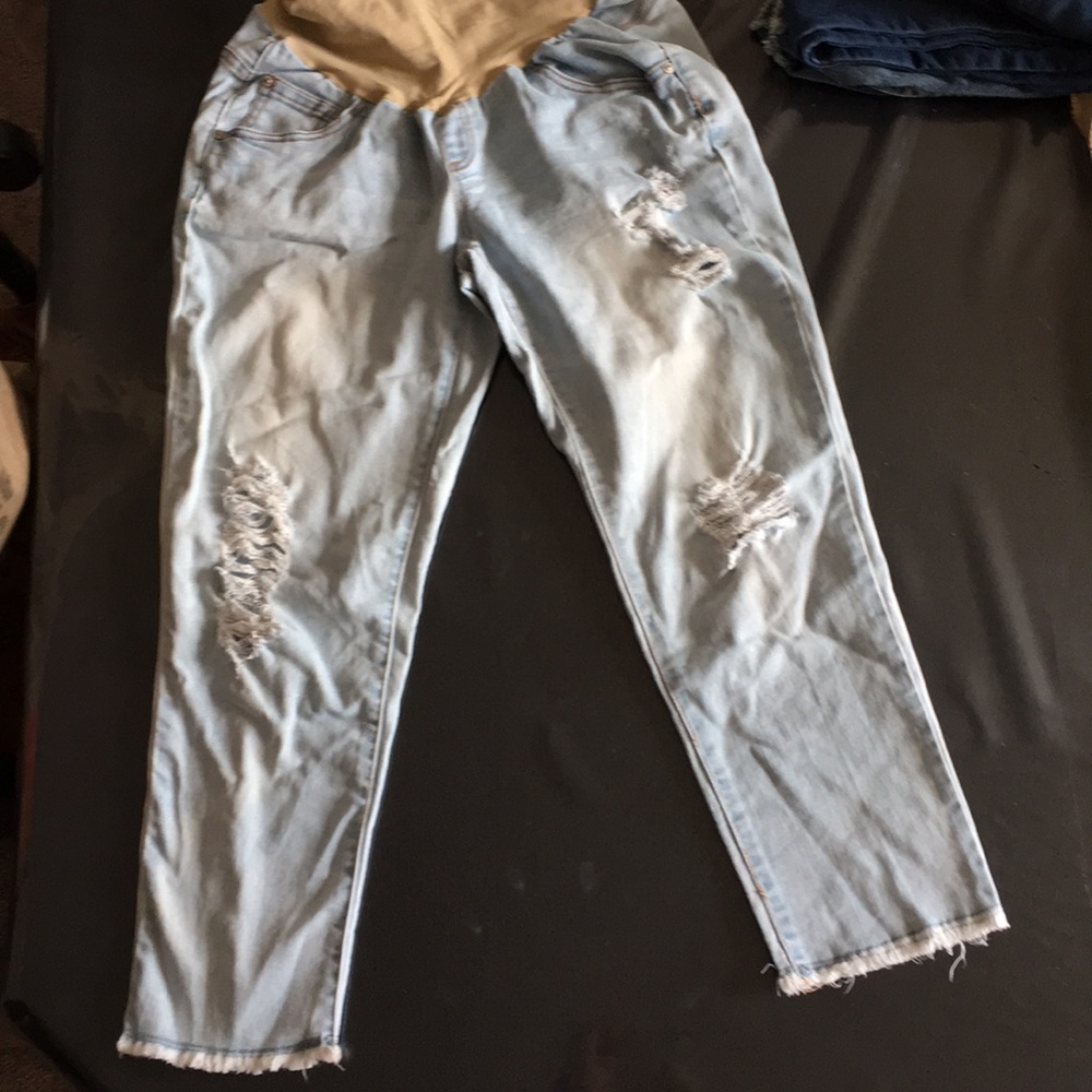Indigo blue distressed maternity Capri